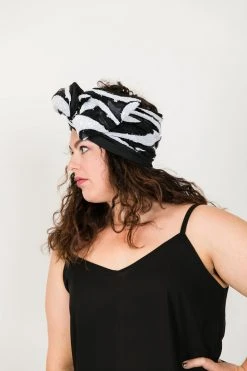 Fringe Co Black And White Sequin Party Wrap