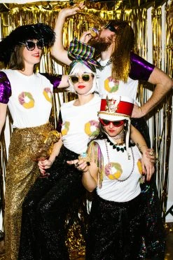 Fringe Co The Queen Cakes Shirt Party Tees