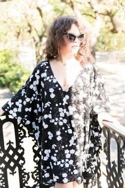Fringe Co Black And White Floral Embroidered Sequin Short Caftan