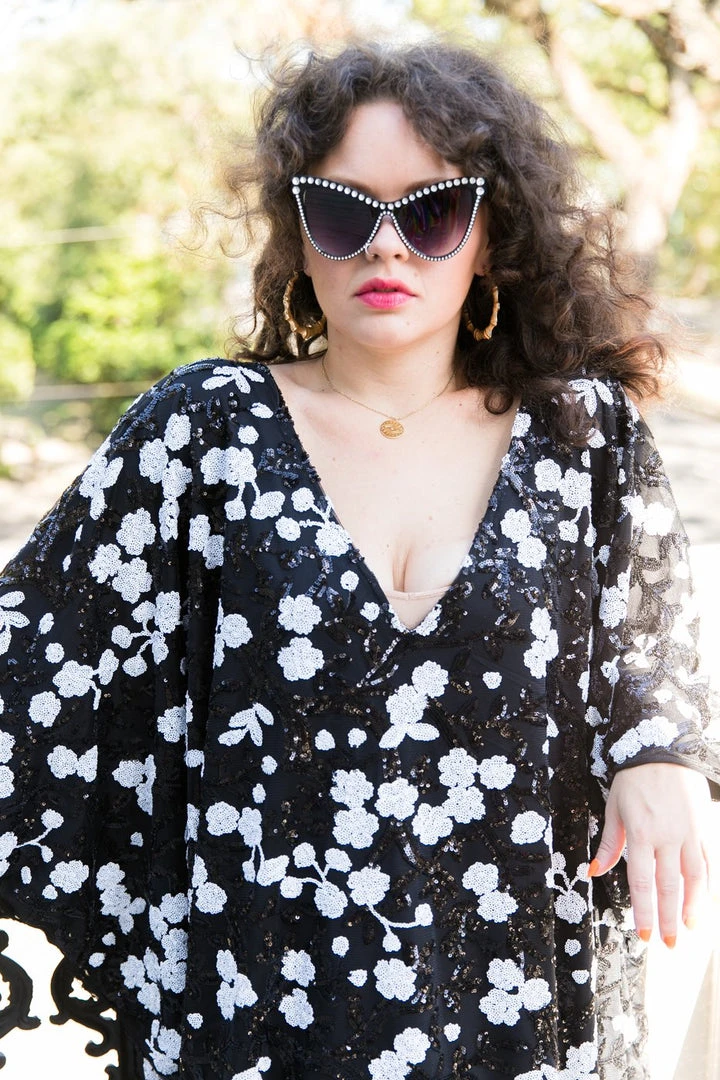 Fringe Co Black And White Floral Embroidered Sequin Short Caftan 4 Fringe Co Black And White Floral Embroidered Sequin Short Caftan