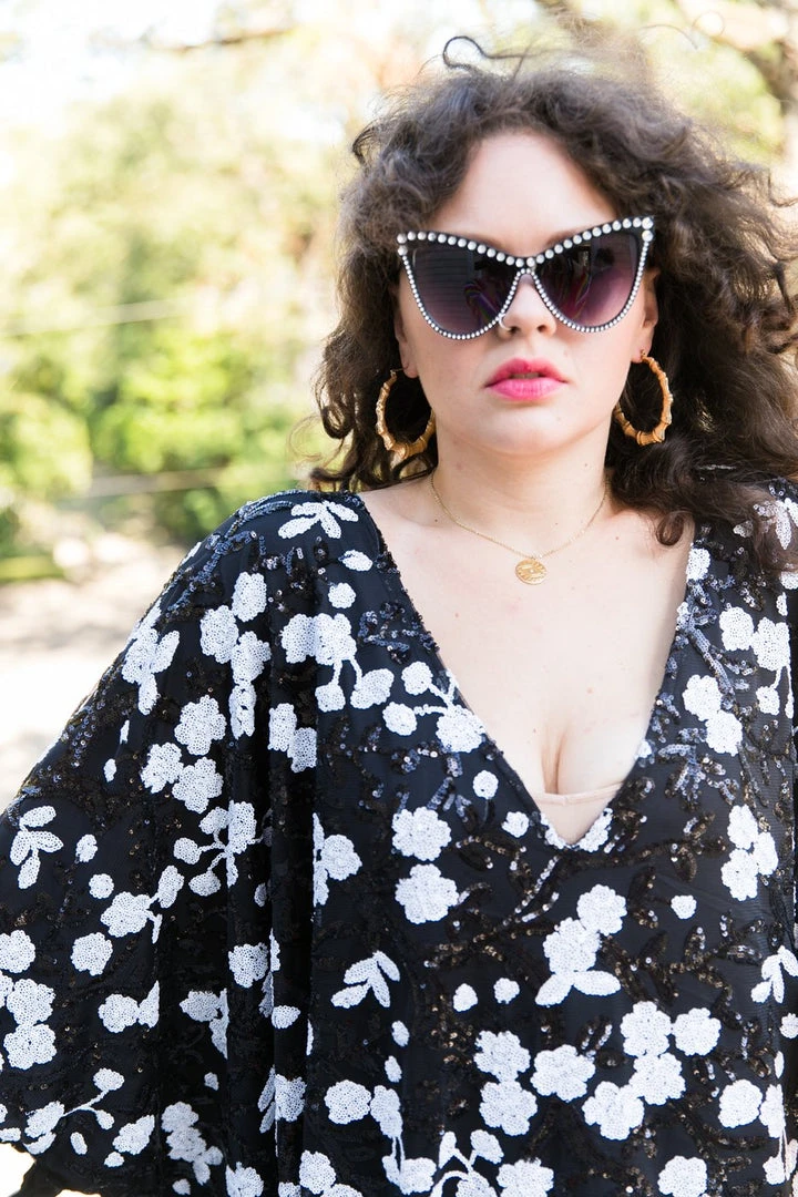 Fringe Co Black And White Floral Embroidered Sequin Short Caftan 5 Fringe Co Black And White Floral Embroidered Sequin Short Caftan