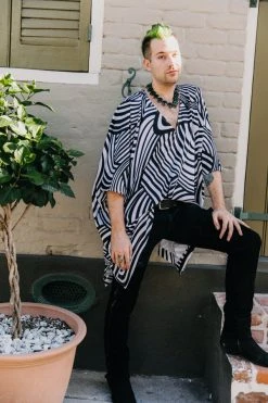 Fringe Co Black And White Pattern Short Caftan Caftan Club Collection