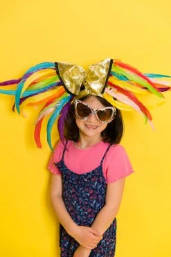 Fringe Co Party Wraps Mini Gold Metallic With Rainbow Feather Party Wrap