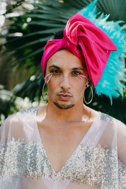 Fringe Co Pink Satin With Blue Feather Party Wrap Shop Spring Sparkles