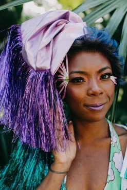 Fringe Co Party Wraps Lavender Metallic With Purple Tinsel Fringe Trim Party Wrap