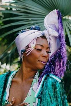 Fringe Co Lavender Satin With Purple Tinsel Fringe Party Wrap Party Wraps