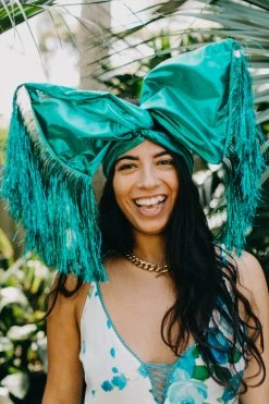 Fringe Co Party Wraps Teal Metallic With Teal Tinsel Fringe Party Wrap