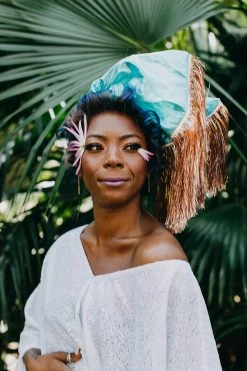 Fringe Co Party Wraps Blue Metallic With Rose Gold Tinsel Party Wrap