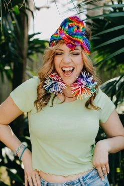 Fringe Co Rainbow Swirl Tie Dye Party Wrap