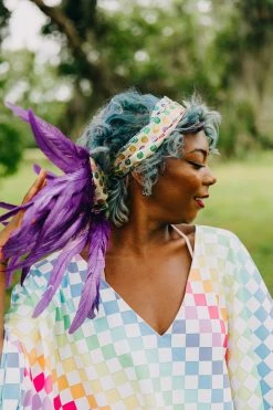 Fringe Co Rainbow Polka Dot With Purple Feather Trim Party Wrap