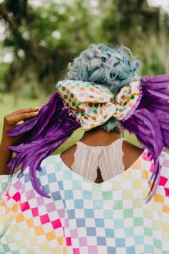 Fringe Co Rainbow Polka Dot With Purple Feather Trim Party Wrap