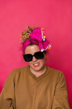 Fringe Co Pink Fabric With Pom Pom Party Wraps