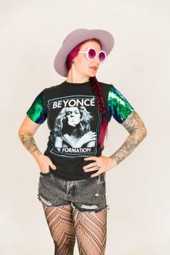 Fringe Co Beyonce Green Iridescent Sequin Sleeve Party Tee